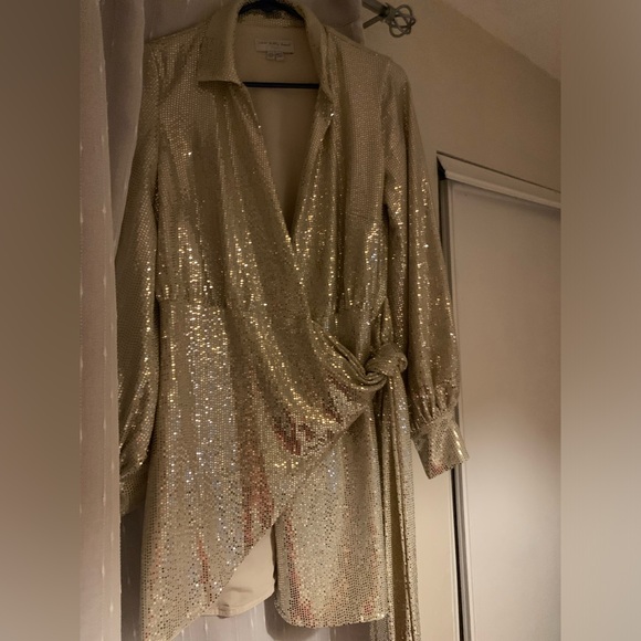 Never fully dressed - sequin wrap dress - worn once size US 4 - Picture 1 of 3